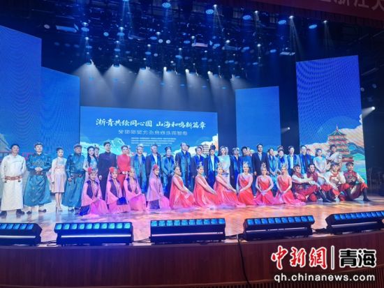 图为演出现场。王岳 供图 图为演出现场。王岳 供图