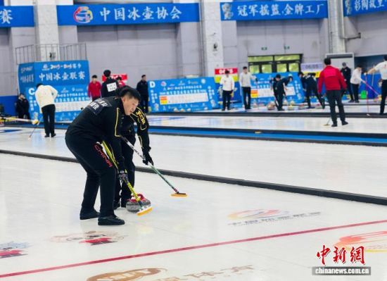 图为比赛现场。孙睿 摄 图为比赛现场。孙睿 摄