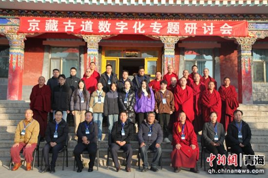 ͼΪ�μ�ר�����ֻ�������Ա��Ӱ�������¹�ͼ