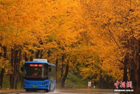 ����ͼΪ��������������Դ֮���701·����Դ����������Դ�ؽ�ͨ����ֹ�ͼ