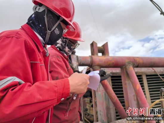 ͼΪ������Ա���ڿ�չ�޾���ҵ�綯�и���ֳ�Ӧ�á��ຣ���﹩ͼ