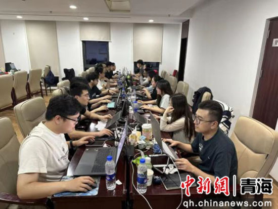 ͼΪ�ŶӼ��а칫���������ERP�ɹ��л����ߡ�Ԭ�� ��ͼ