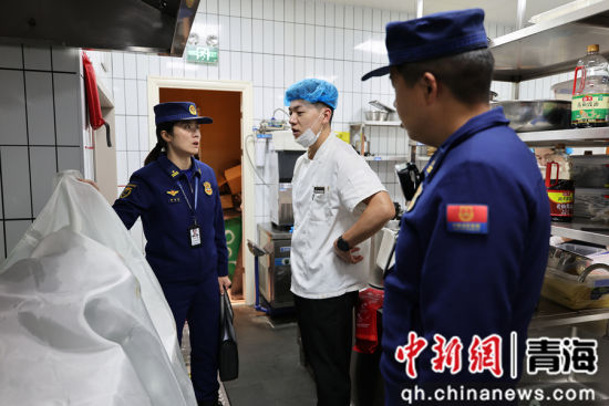 ͼΪ�Ǳ���������Ԯ��������ලԱ����������������ֵ���¼���豸��������� �ຣ������ͼ