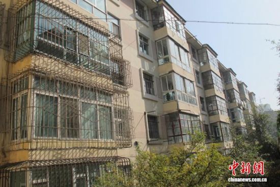 ����ͼΪ�����г������Ͼ�С��(�Ϲؽ�43��)����֮ǰ�����������ຣʡס���ͳ��罨������ͼ