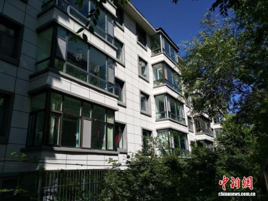 ����ͼΪ�����г������Ͼ�С��(�Ϲؽ�43��)����֮�󡣡������ຣʡס���ͳ��罨������ͼ