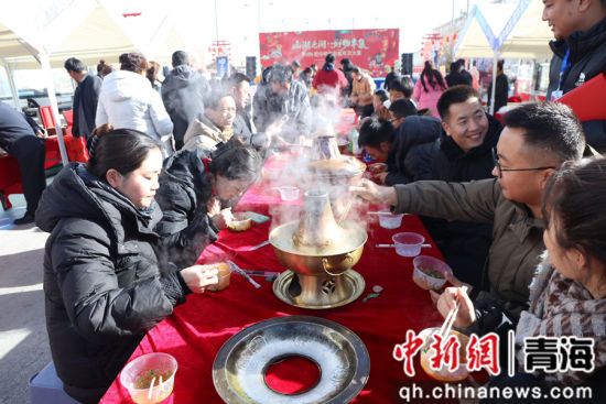 图为活动现场。朱晓琴 供图 图为活动现场。朱晓琴 供图