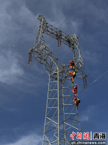 ͼΪ������Ԯ��Ա�Ը���������Աչ��Ӫ�ȡ� ������