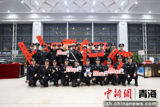 ͼΪ�����ڼ䣬��������ڸ��ľվ������չ��ů�ؼ�·��� ���ľ��·��������ͼ