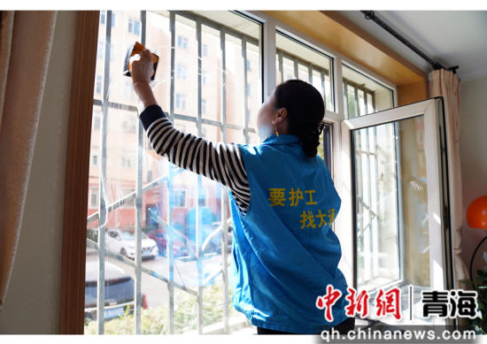 ����ͼΪ��ͨ�ػ�����ҵ��Ա������๤���� ��ͨ��ί��������ͼ