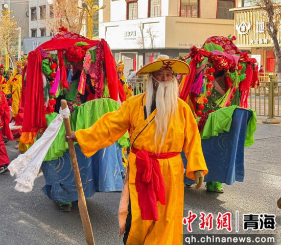 ͼΪ���չ�ݡ�������ý��ͼ