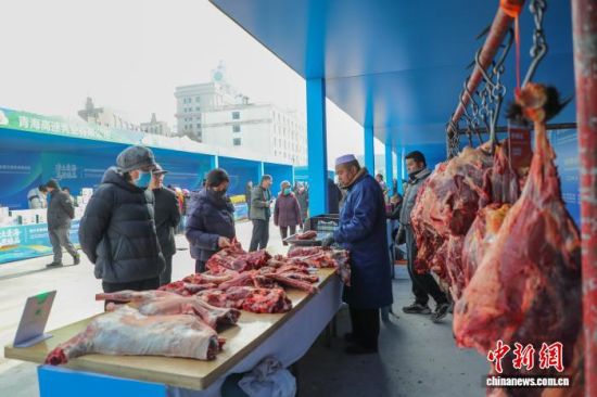 ����ͼΪ�ຣʡ����������ѡ����ɫũ���Ʒ��ţ�⡢���⡣������ ��