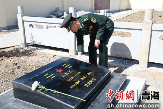 图为活动现场。陈威 摄 图为活动现场。陈威 摄