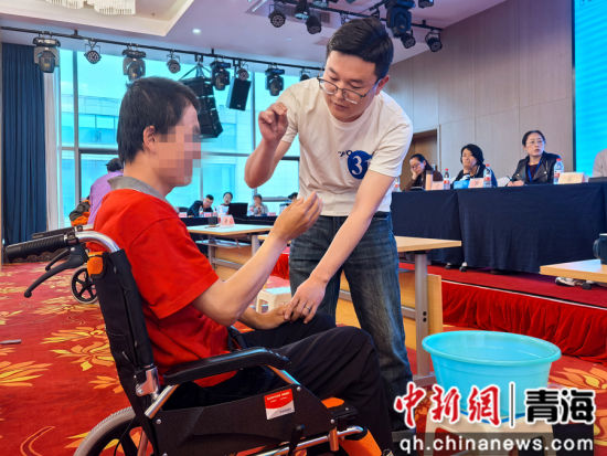 图为竞赛现场。李隽 摄 图为竞赛现场。李隽 摄