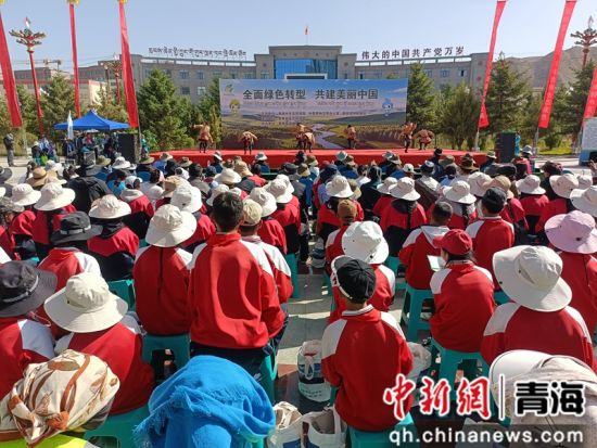 图为活动现场。贵南县委宣传部供图 图为活动现场。贵南县委宣传部供图