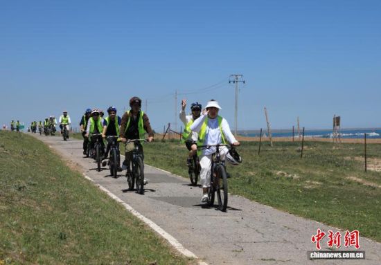 7��5�գ���(��)̨(��)ѧ�����ຣ���������У��۲��ຣ����̬���������(�ຣʡ��Ͽ���������ٽ��ṩͼ)