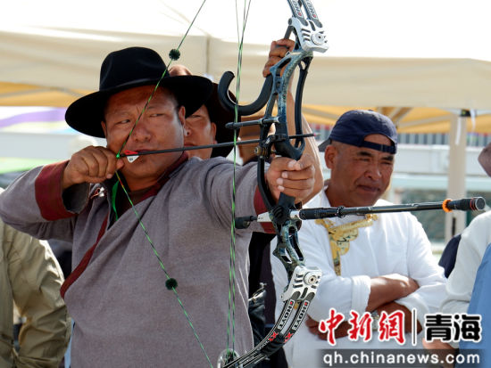 图为比赛现场。李隽 摄 图为比赛现场。李隽 摄