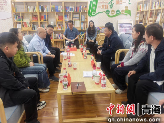图为“卫健强基农工行”惠民服务活动现场。李庆 摄 图为“卫健强基农工行”惠民服务活动现场。李庆 摄