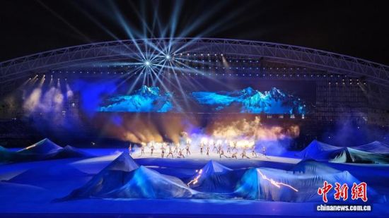 图为文体展演现场。孙睿 摄 图为文体展演现场。孙睿 摄