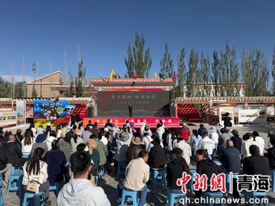 图为摄影展现场。孙睿 摄 图为摄影展现场。孙睿 摄
