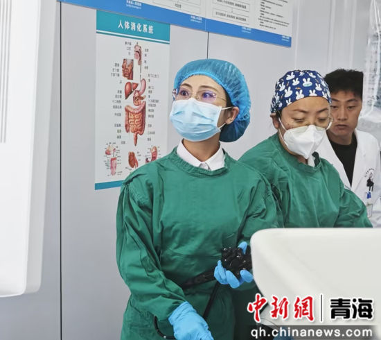 图为西宁市第一人民医院兴海县医疗帮扶队开展工作。西宁市第一人民医院供图 图为西宁市第一人民医院兴海县医疗帮扶队开展工作。西宁市第一人民医院供图