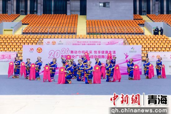 图为比赛现场。赵永魁摄 图为比赛现场。赵永魁摄