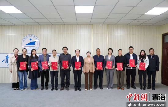 图为活动现场。李小钢 摄 图为活动现场。李小钢 摄