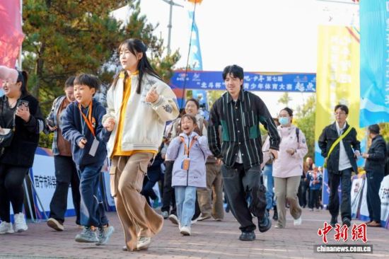 图为比赛现场。西宁市体育局 供图 图为比赛现场。西宁市体育局 供图