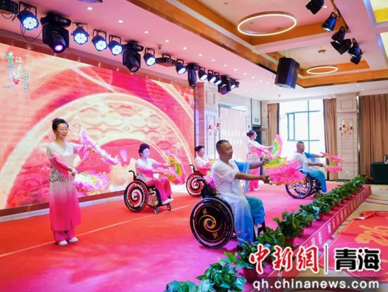 ͼΪ��ֳ��� �Ƕ���������ͼ