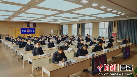 ͼΪ�����ֳ����ຣʡ�䶾�����ְ칫�ҹ�ͼ