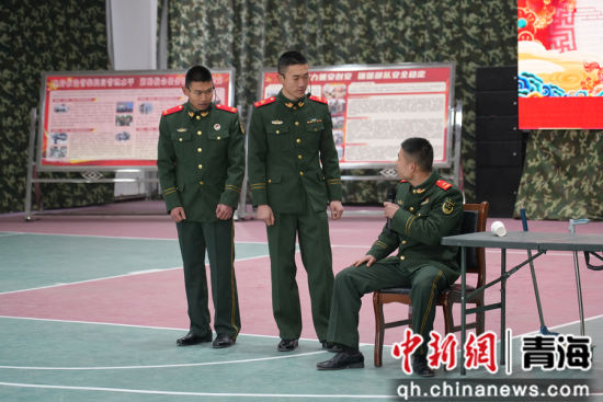 ͼΪ�侯�ຣ�ܶӻ���֧�ӹٱ�����СƷ���ݡ������¡��� ��������