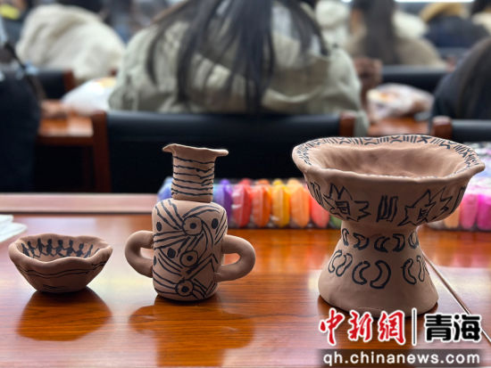 ͼΪ�����ó���ճ������ġ����ա������㻨 ��