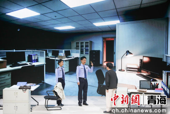 ͼΪ�ݳ��ֳ��� ������ ��