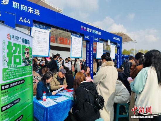 ͼΪ��Ƹ���ֳ������ ��