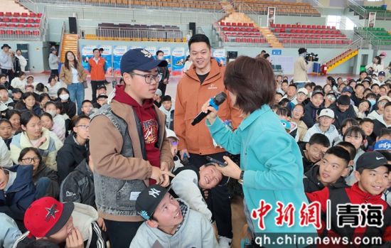 ͼΪ��ֳ���ѧ���������뻥���� �ຣʡ�Ƽ��ݹ�ͼ