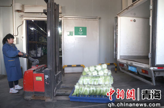 ͼΪ�ֶ���ũ��˾���˽��ּ�õ��߲�װ������������ƻ ��