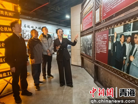 ͼΪԮ��ɲ��˲Ųι�ѧϰ������ ��