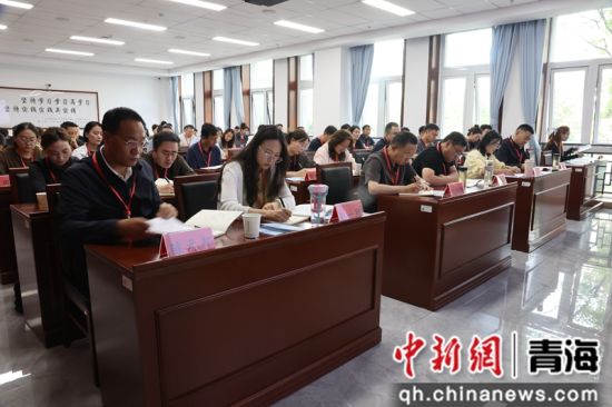 ͼΪ��ѵ���ֳ�����������